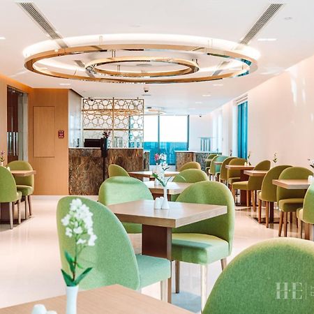 He Hotel Apartments Ντουμπάι Εξωτερικό φωτογραφία The lounge at the airport